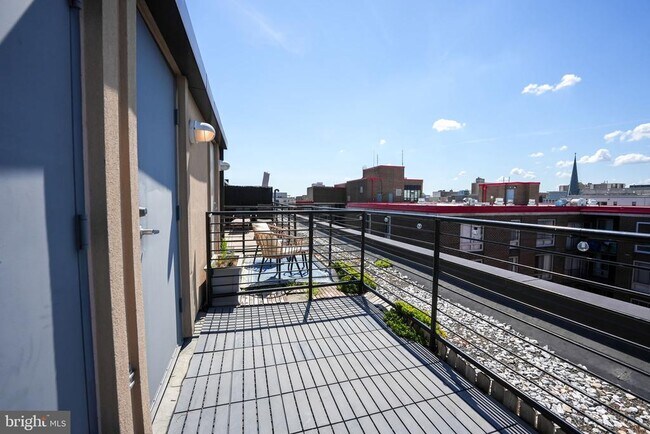 Building Photo - 1209 13th St NW