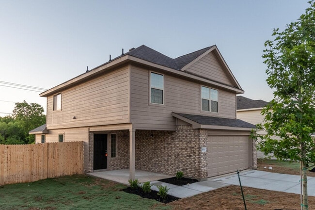 Building Photo - 4914 War Horse Dr