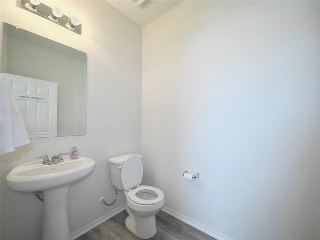 Building Photo - 2329 Cliffbrake Wy