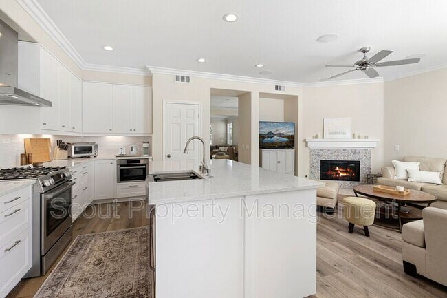 Building Photo - 40149 Balboa Dr