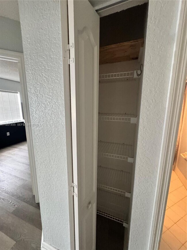 Building Photo - 14059 SW 120th Ct