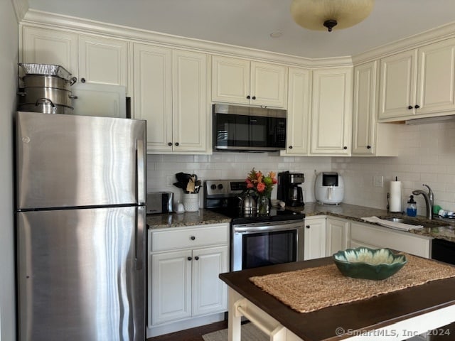 Building Photo - 67 W Main St