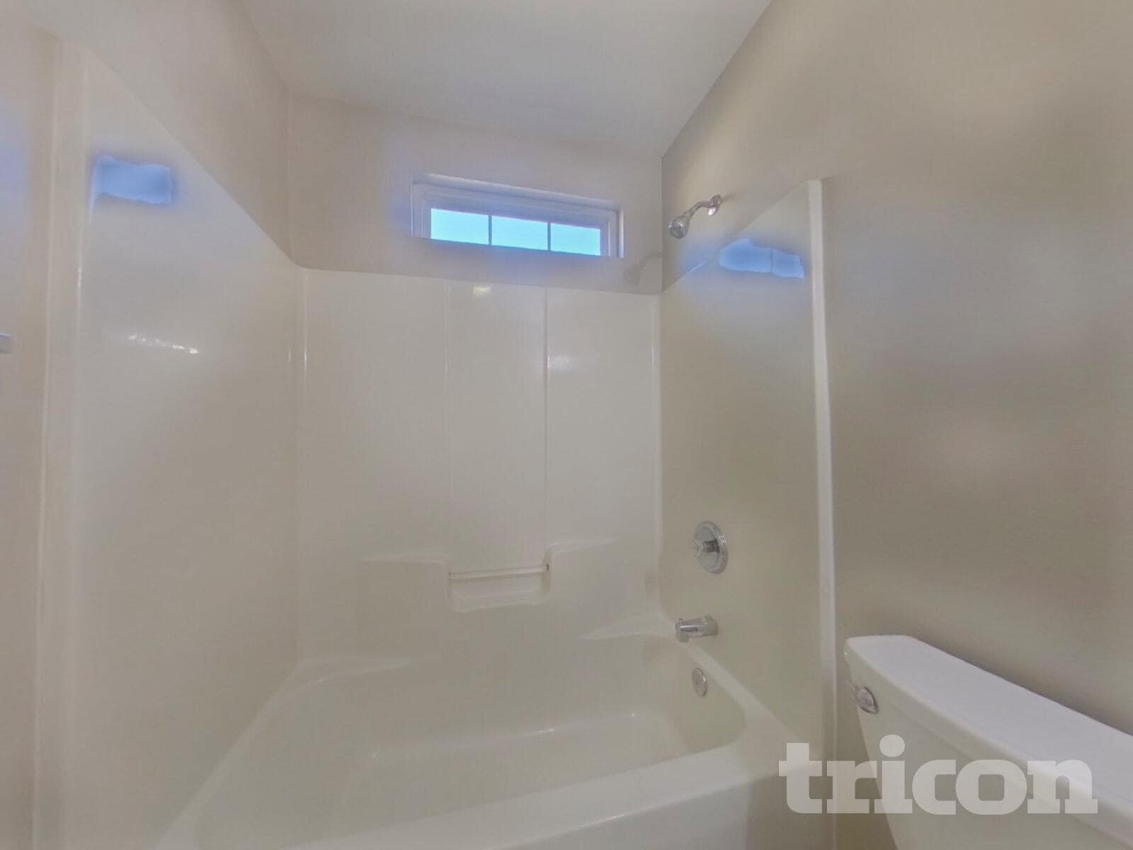 Building Photo - 6215 Rockwell Blvd W