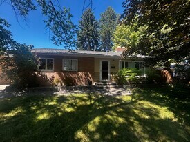 Building Photo - 938 Mabelle St