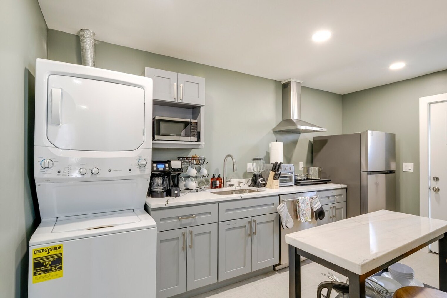 Building Photo - 500 Shelfar Pl