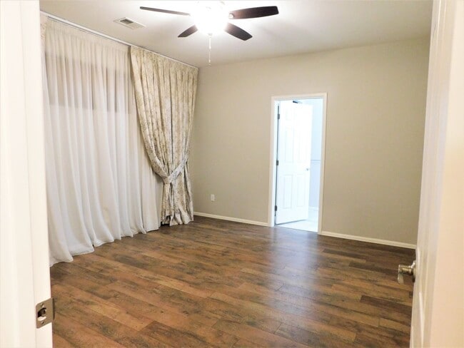 Building Photo - Incredibly nice home in Pear Park!!