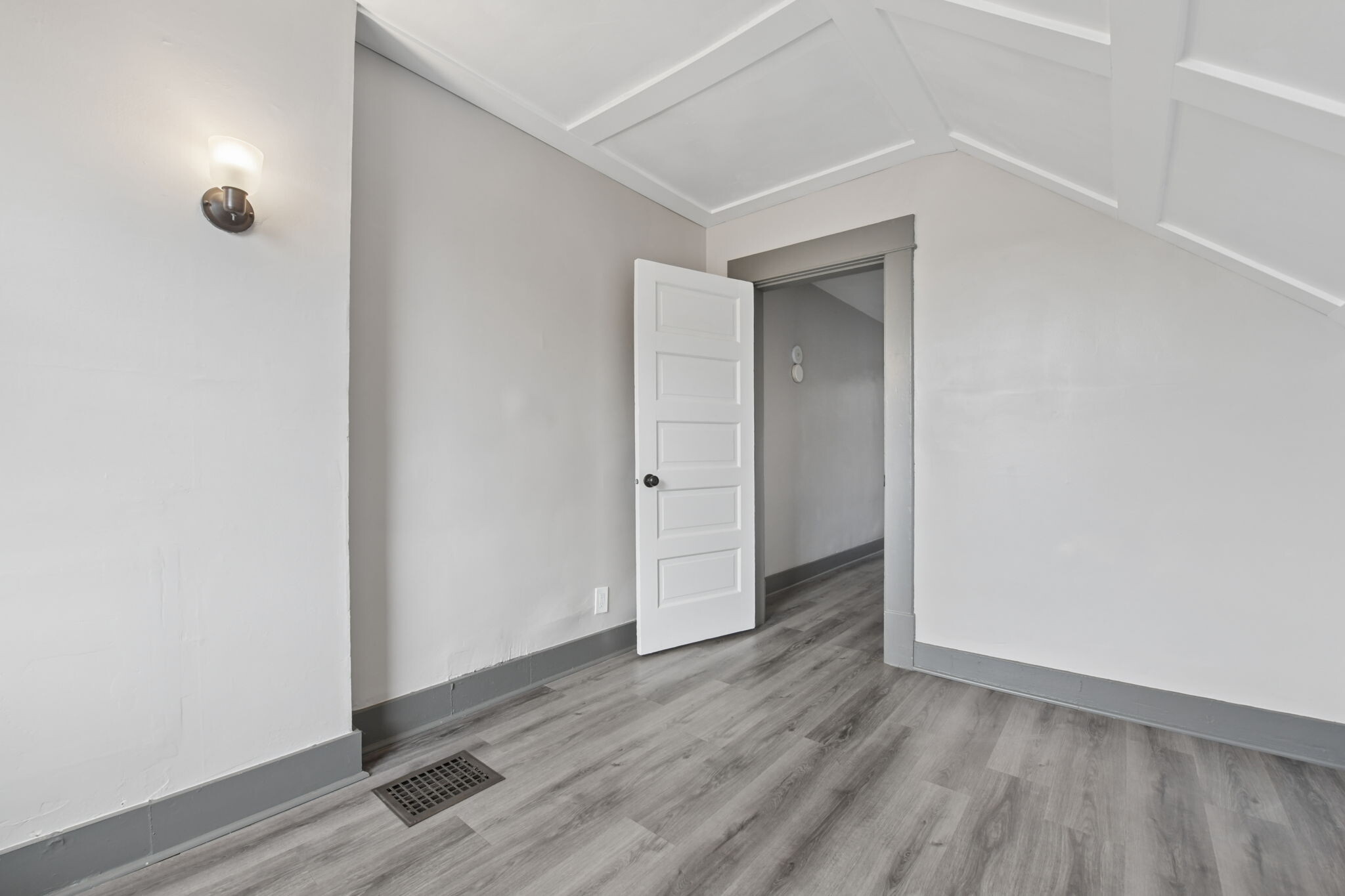Building Photo - 168 Chittenden Ave
