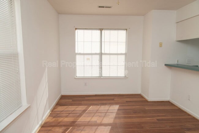 Building Photo - 3940 Horse Run Glen