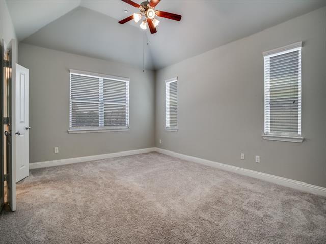 Building Photo - 6120 Rilla St