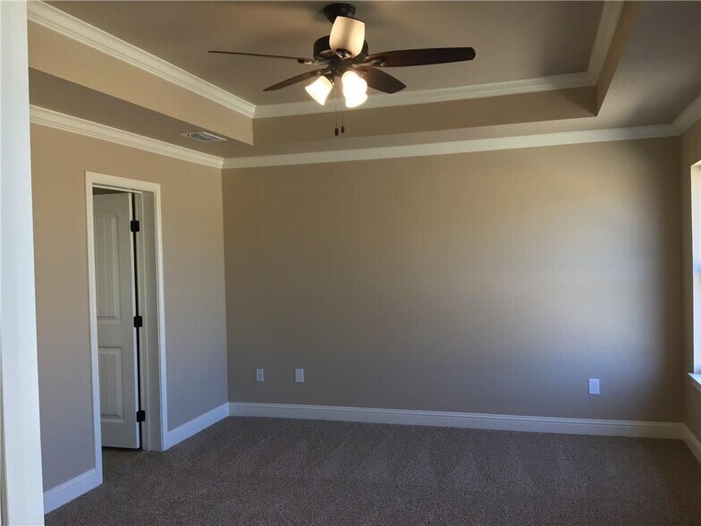 Master Bedroom - 7398 Connor Rd