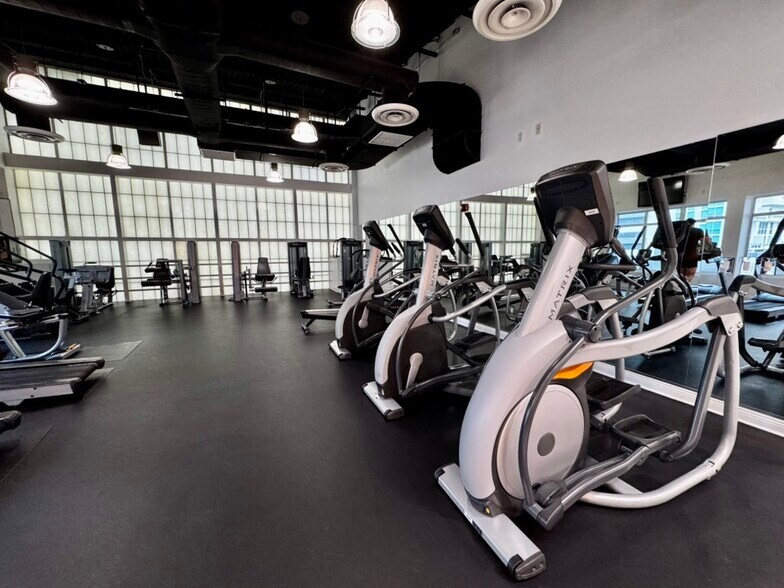 Gym (Cardio) - 1250 S Miami Ave