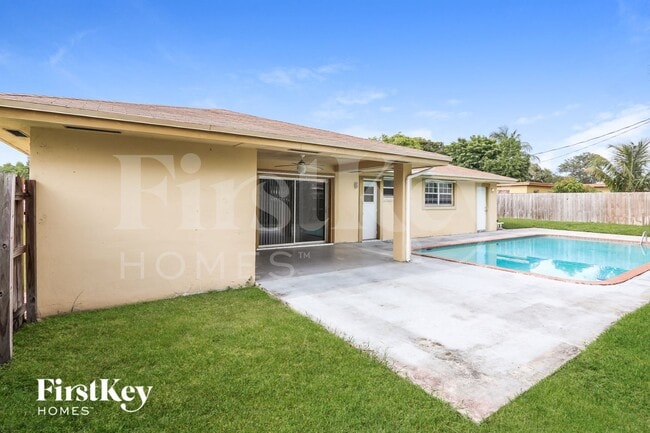 Building Photo - 4970 NW 12th St