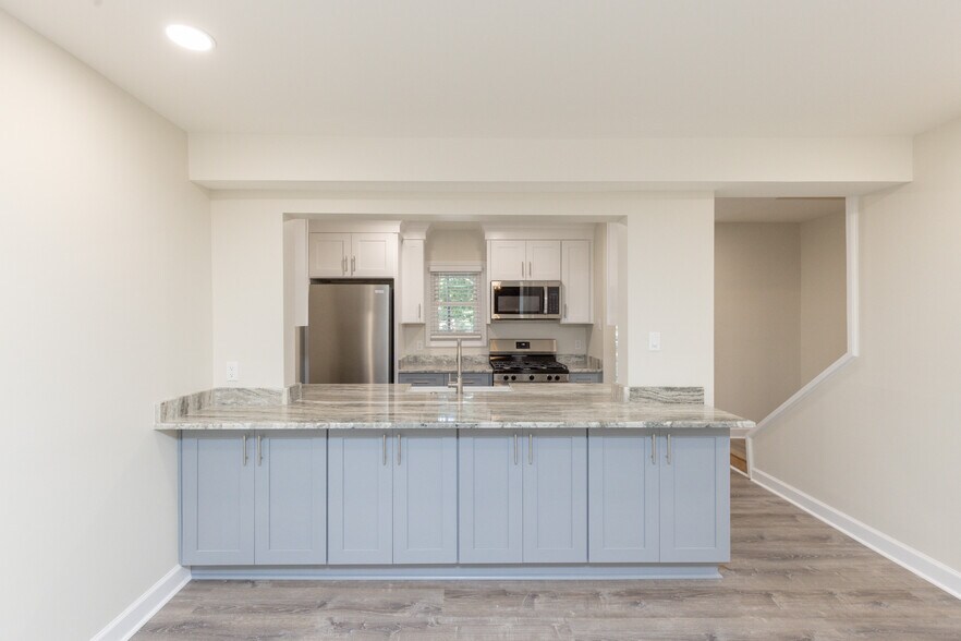 Building Photo - 11823 N Briar Patch Dr