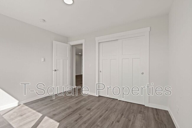 Building Photo - 2918 Nassau St