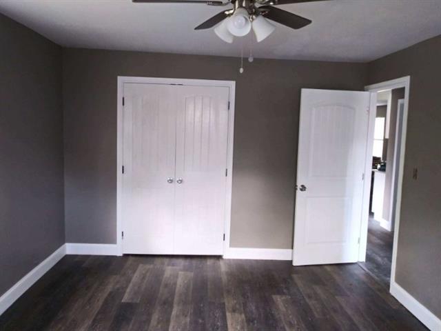 Building Photo - 1126 Park Cir
