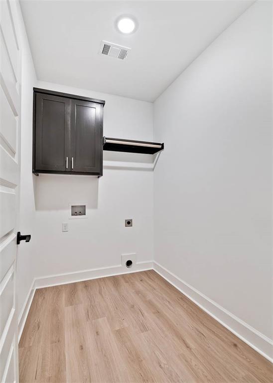 Building Photo - 4 Forfar Dr