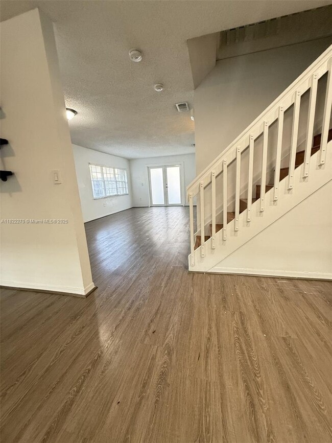 Building Photo - 7121 SW 158th Ct