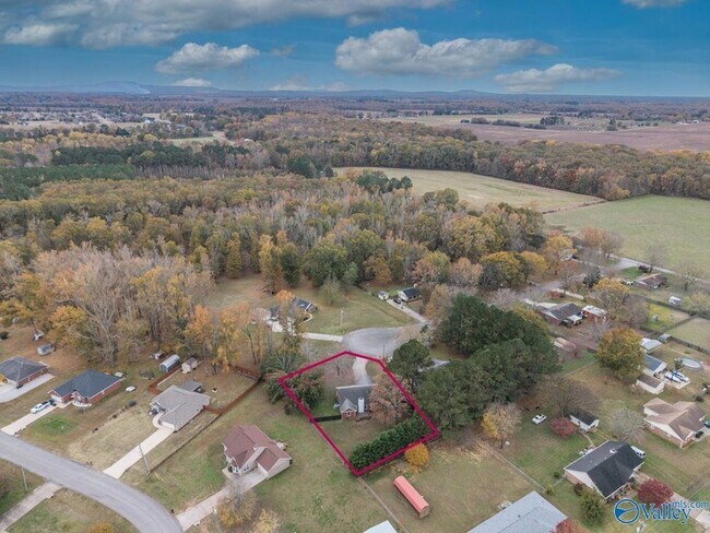 Building Photo - 111 Cepha Dr