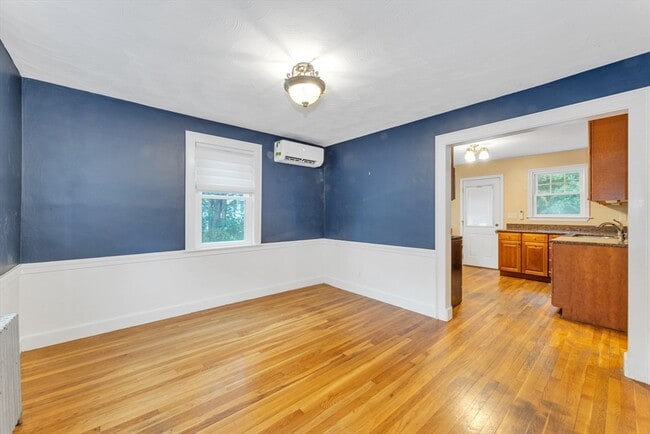 Building Photo - 153 Stimson St