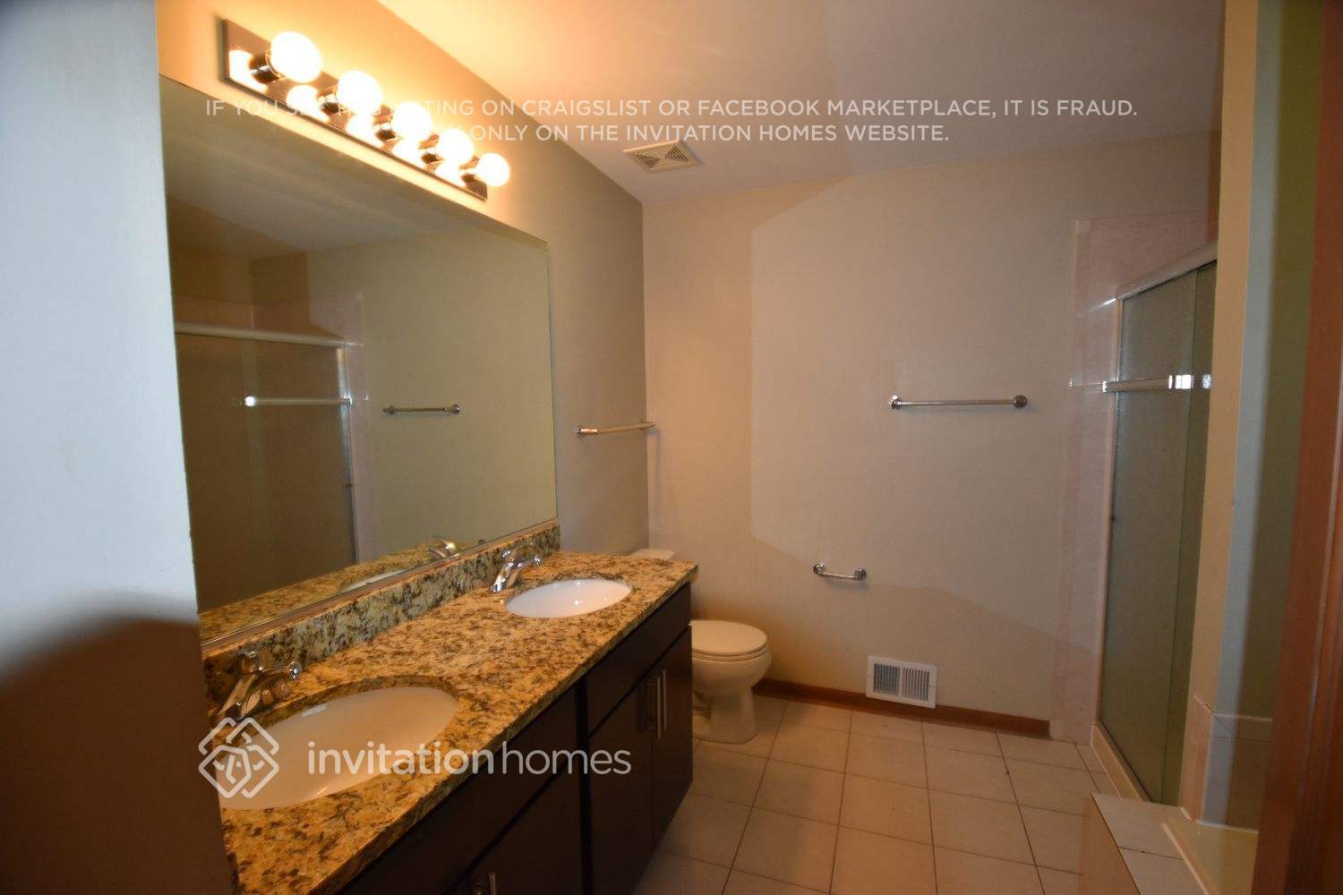 Building Photo - 2517 Leach Dr
