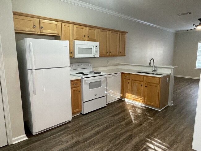 Building Photo - 284 Meigs Dr