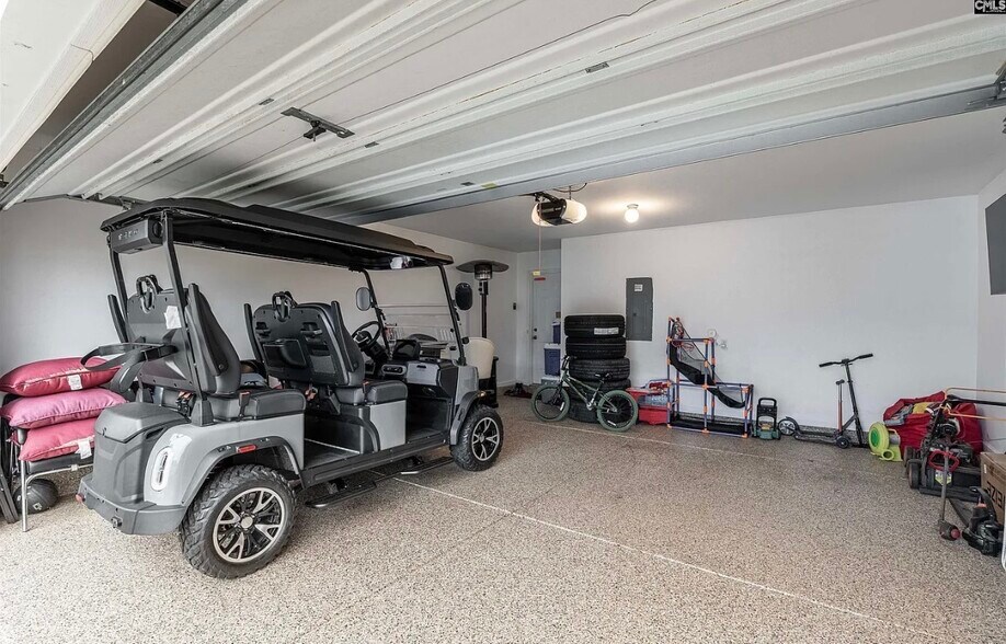 Building Photo - 946 Farnsworth Dr