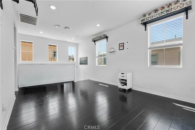 Building Photo - 2265 Apple Ct