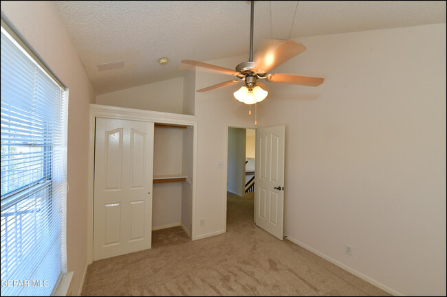 Building Photo - 7301 Corona Del Sol Dr