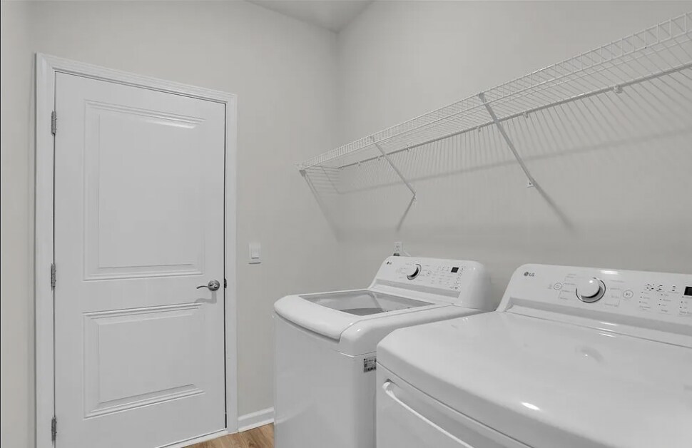 Building Photo - 139 Holloway Hl