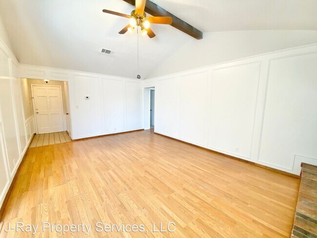 Building Photo - 3 br, 2 bath House - 213 Laura Drive