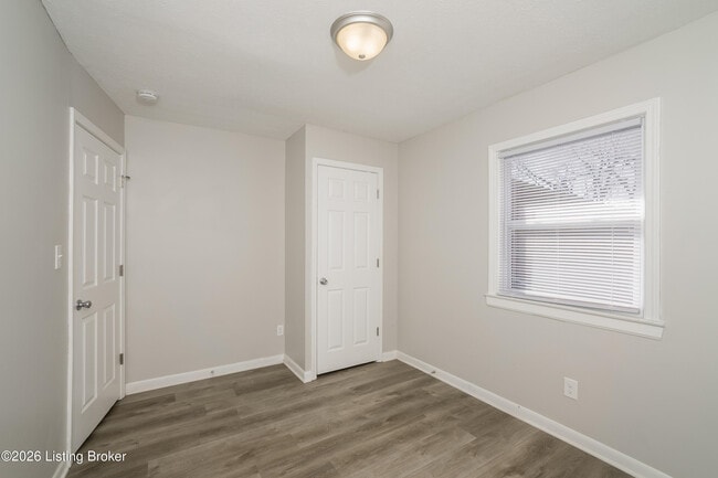 Building Photo - 3901 Smallboat Ct