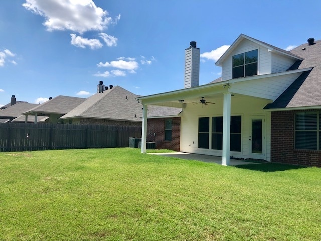 Building Photo - Beautiful Legacy Home!