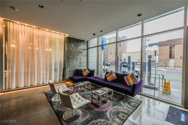 Building Photo - 353 E Bonneville Ave