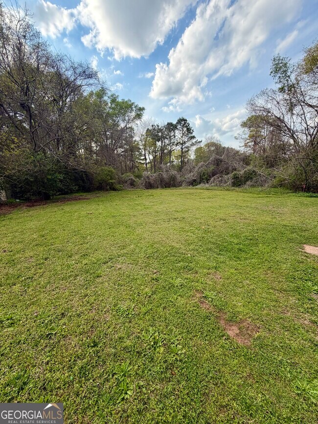 Building Photo - 86 Christopher Cir