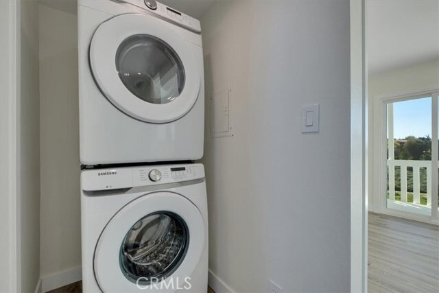 Building Photo - 745 Domingo Dr