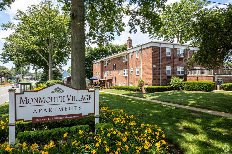 Property Sign - Monmouth Village