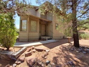 Building Photo - Three Bedroom at Green Valley Park