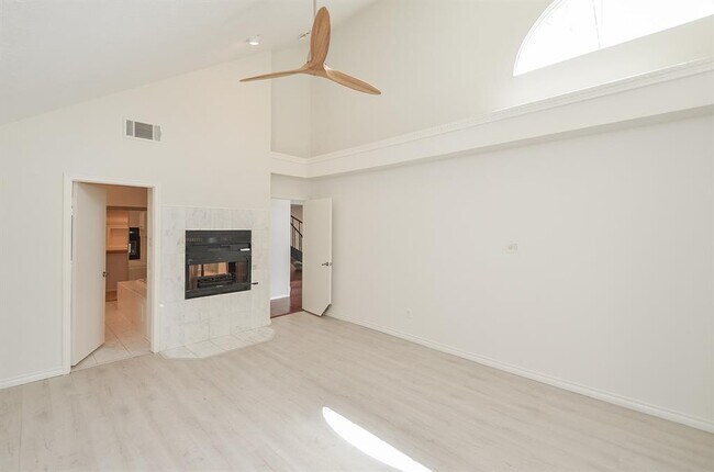 Building Photo - 12707 Sandri Ln