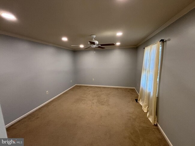 Building Photo - 7802 Byrds Nest Pass