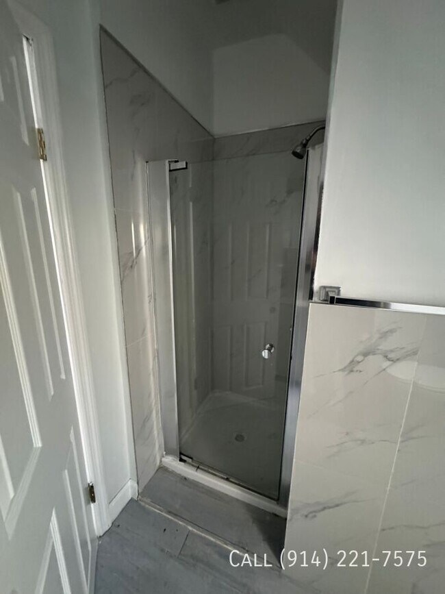 Building Photo - 104 Buena Vista Ave