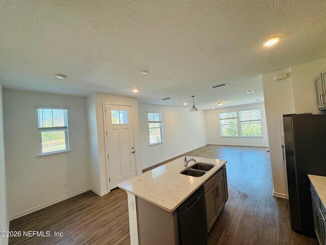 Building Photo - 106 Ridge Lake Rd