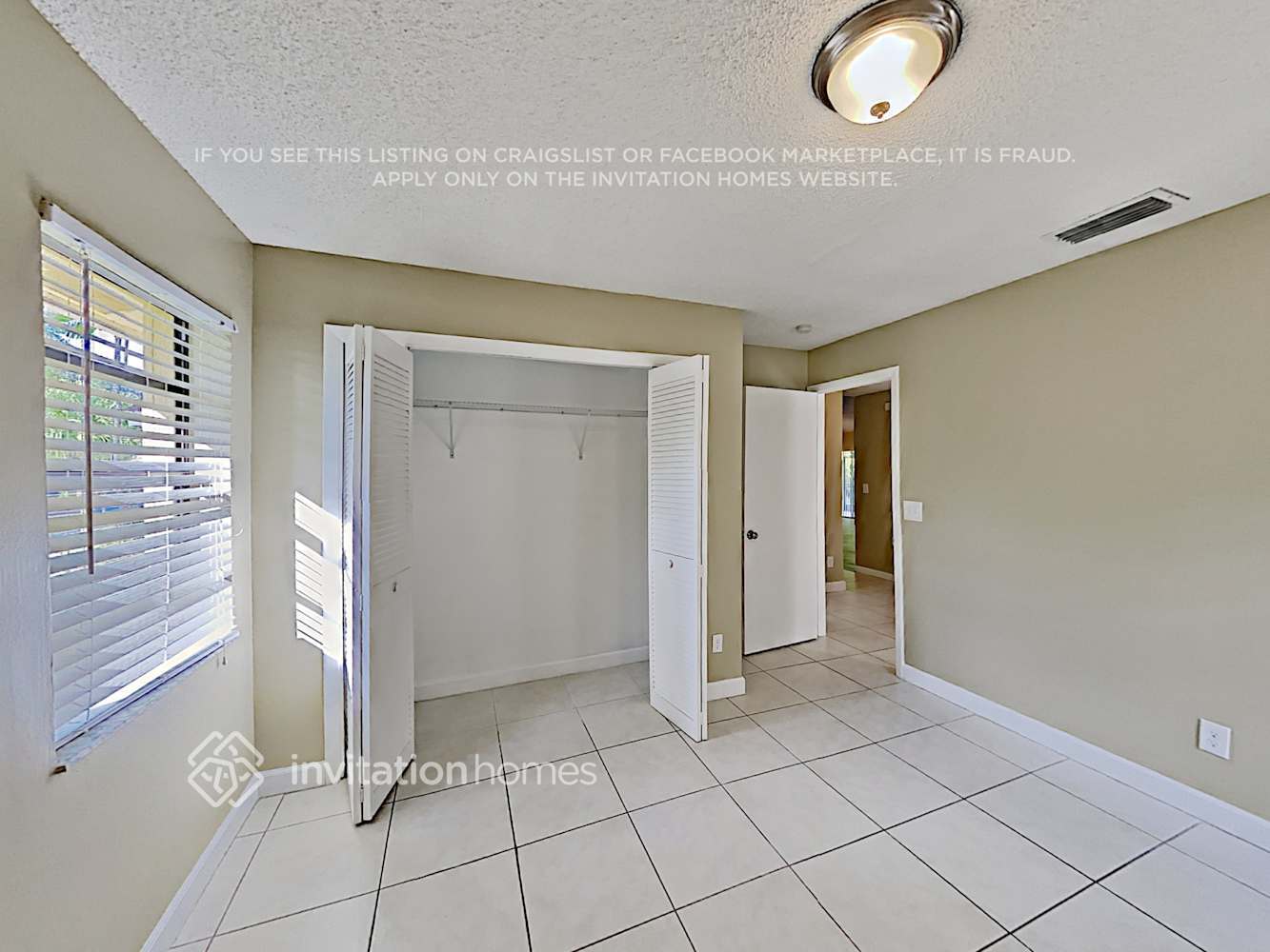 Building Photo - 8315 NW 80 St