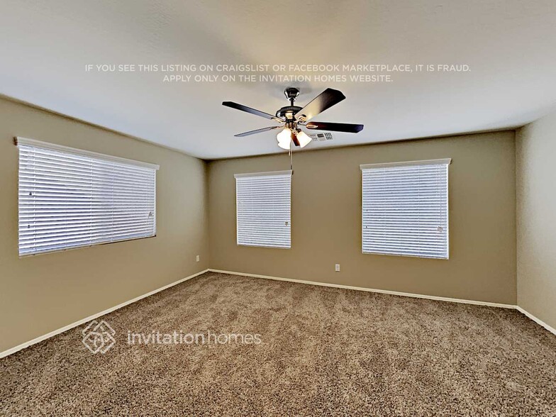 Building Photo - 3808 S 53rd Dr