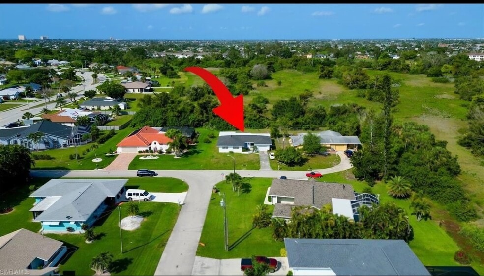 Building Photo - 4108 SE 8th Ave