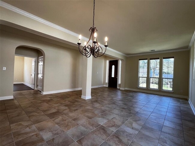 Building Photo - 15224 Interlachen Dr