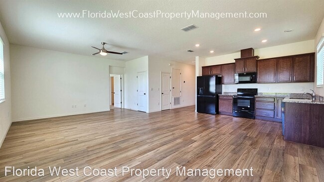 Building Photo - 4 br, 2 bath House - 5746 143rd Ct E