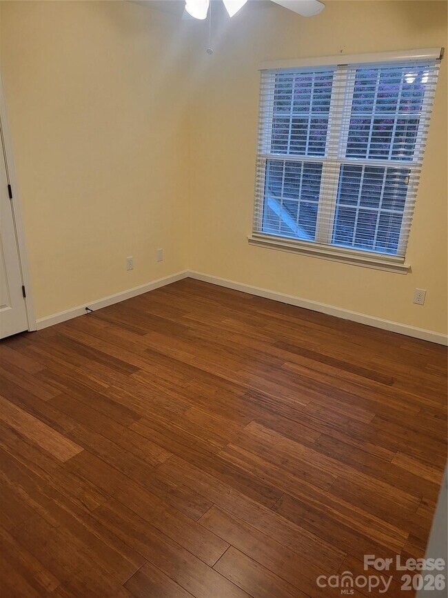 Building Photo - 17450 Baldwin Hall Dr