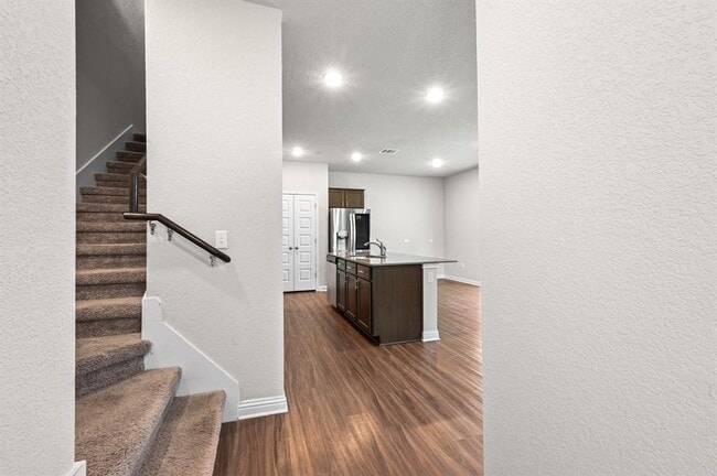 Building Photo - 8201 Frida Bend