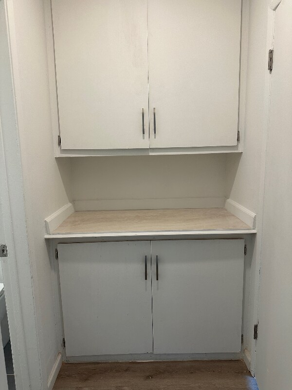 Building Photo - 1317 W 97th St