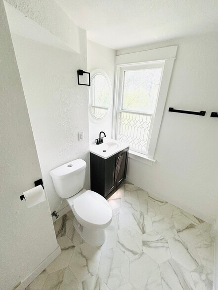 Building Photo - 1170 Stoughton Ave